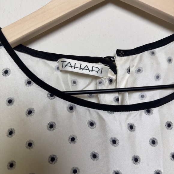 Tahari Women 100% SILK Polka Dot Top 12 Ivory Black Mod Retro Twee Keyhole - Picture 3 of 9